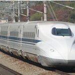 Trem-Bala - Shinkansen Atinge 330 Quil�metros por Hora